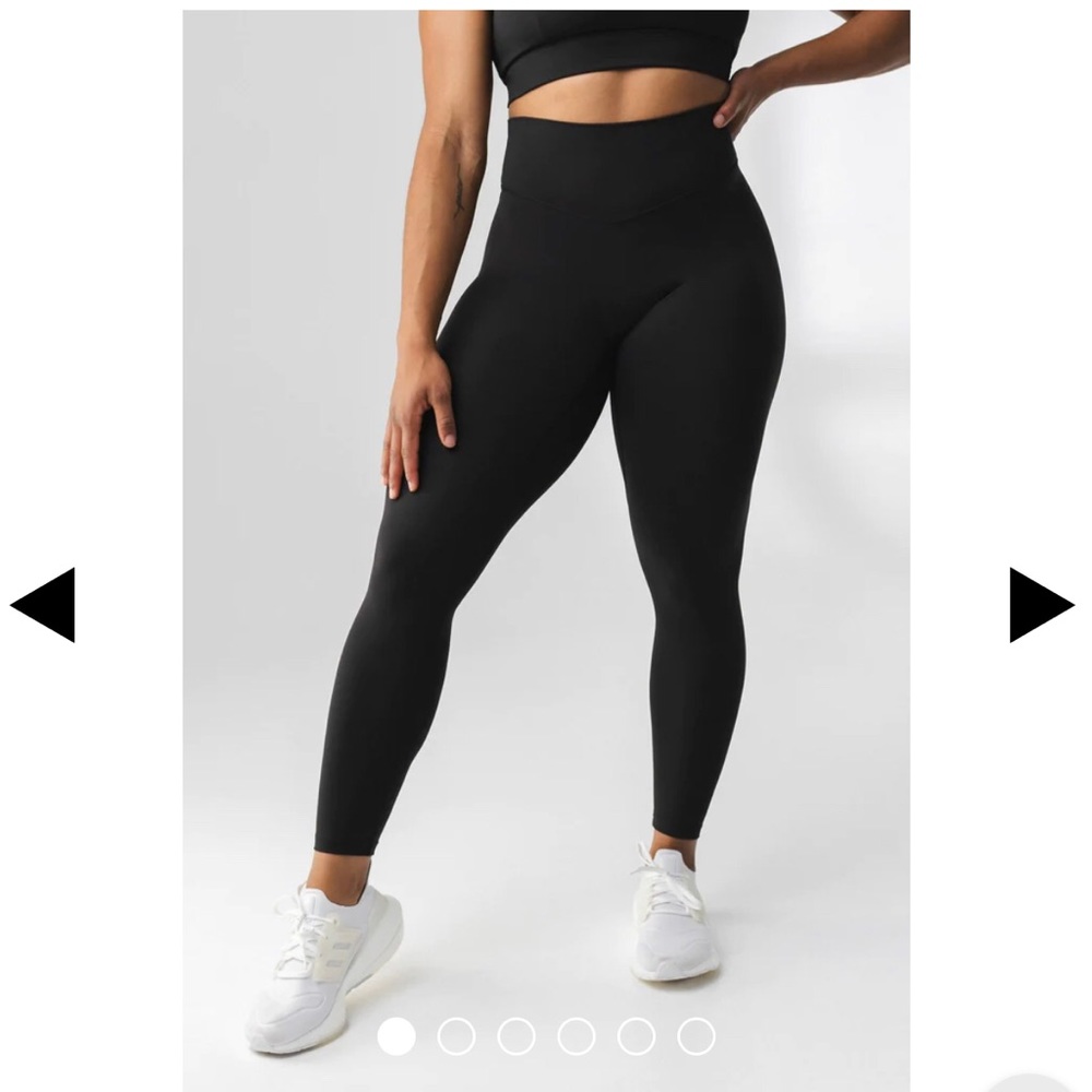 NWT Vitality Cloud Leggings